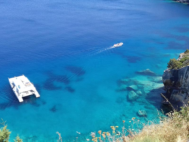 shipwreck blue caves zakynthos tour